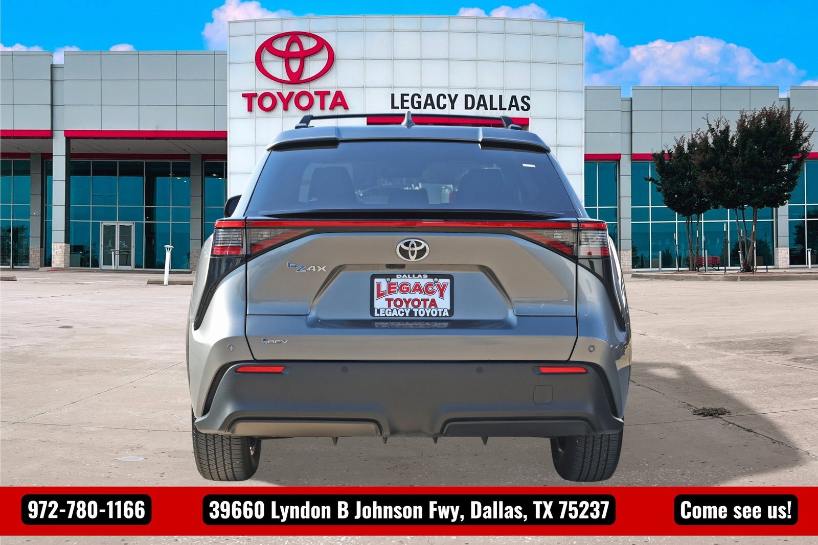 Used 2025 Toyota bZ4X FWD w/ Weather Package image 9