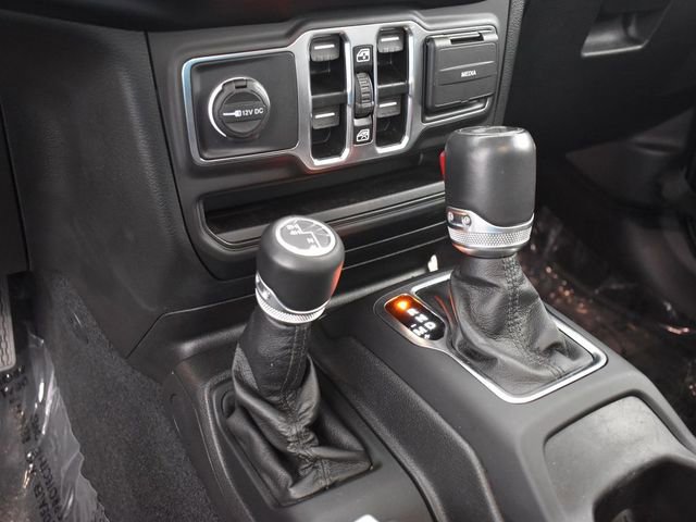 Used 2021 Jeep Wrangler Unlimited Sahara image 27