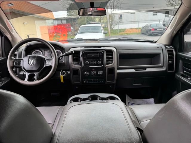 Used 2018 RAM 3500 Tradesman w/ Chrome Appearance Group image 8