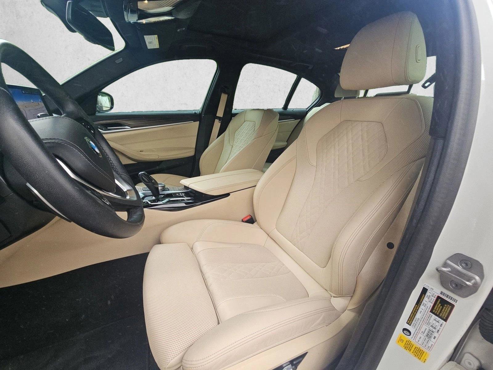 Used 2023 BMW 530i w/ Convenience Package RWD image 15