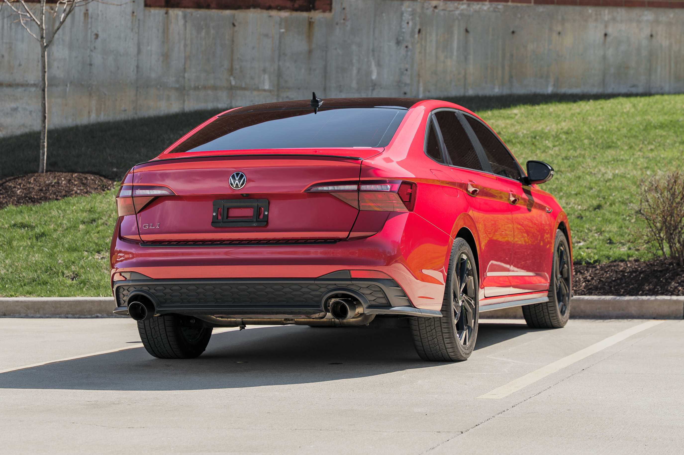 Used 2024 Volkswagen Jetta GLI Autobahn image 4