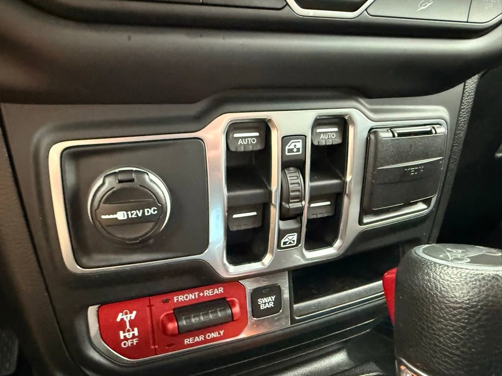 Certified 2018 Jeep Wrangler Unlimited Rubicon image 26