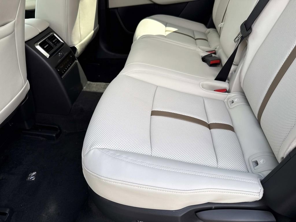 New 2026 MAZDA CX-90 3.3 Turbo w/ Premium Plus Pkg image 19