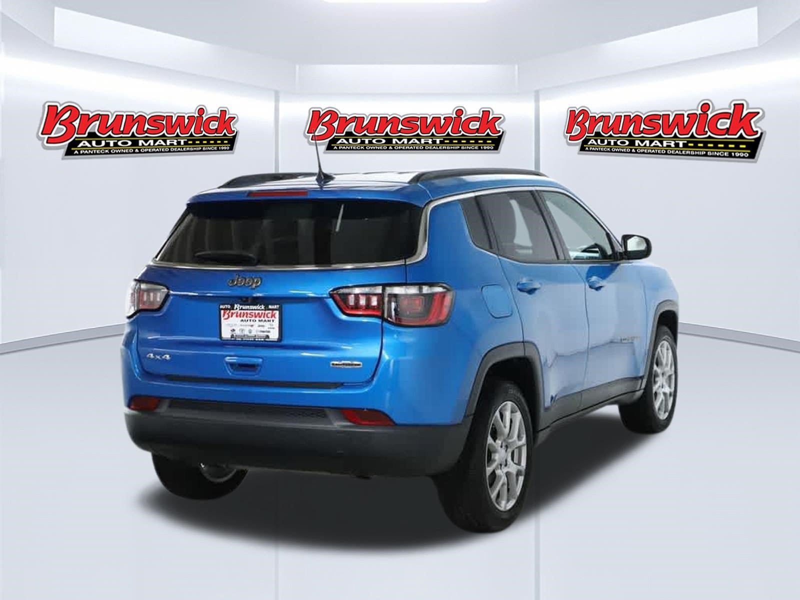 Certified 2024 Jeep Compass Latitude AWD/4WD image 48