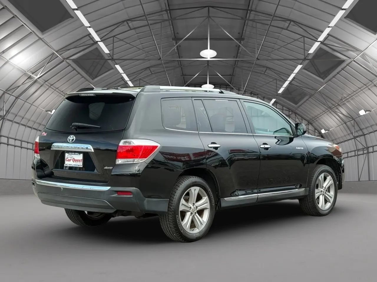 Used 2013 Toyota Highlander Limited AWD/4WD image 7