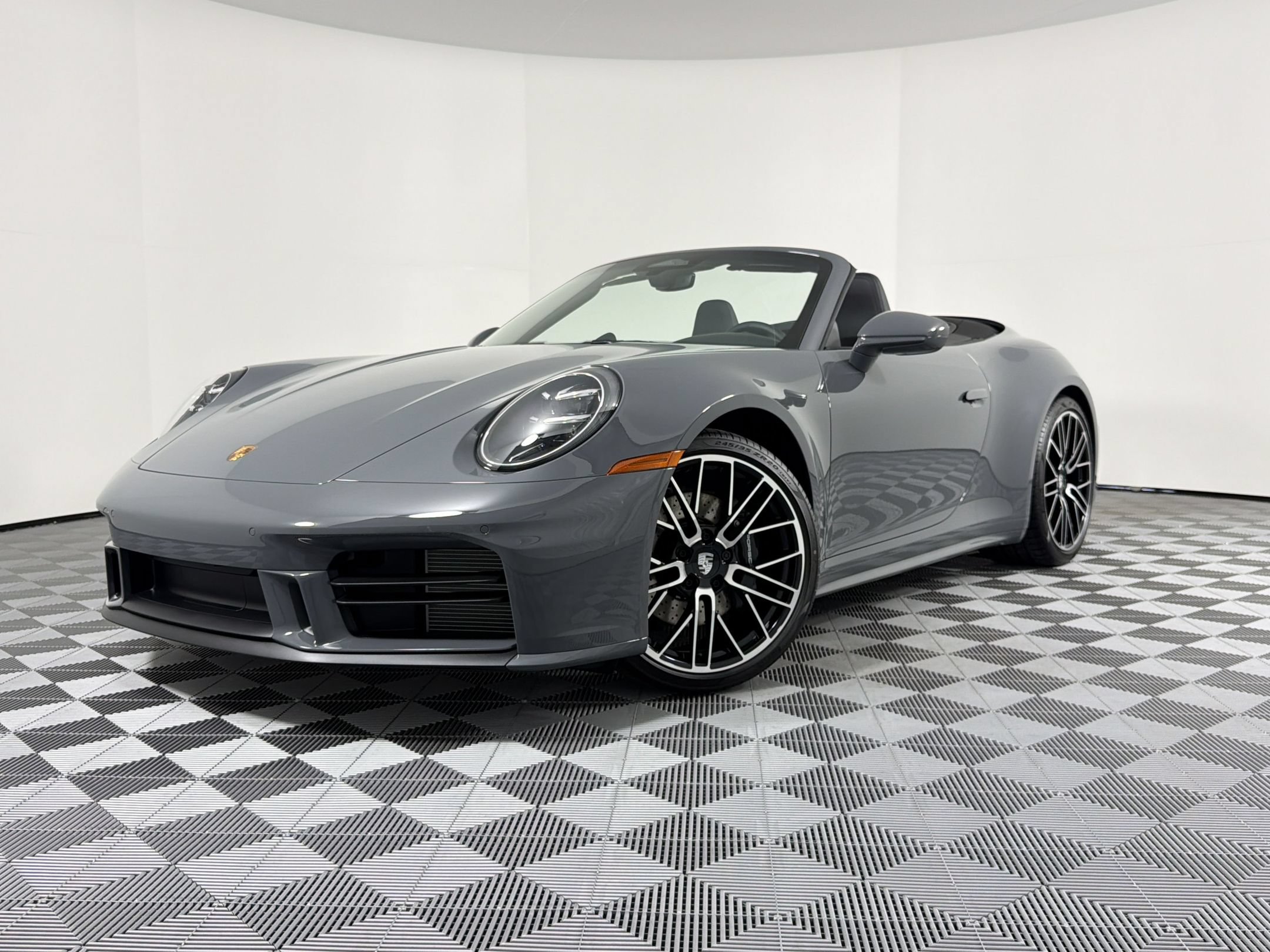 New 2026 Porsche 911 Carrera RWD video 1