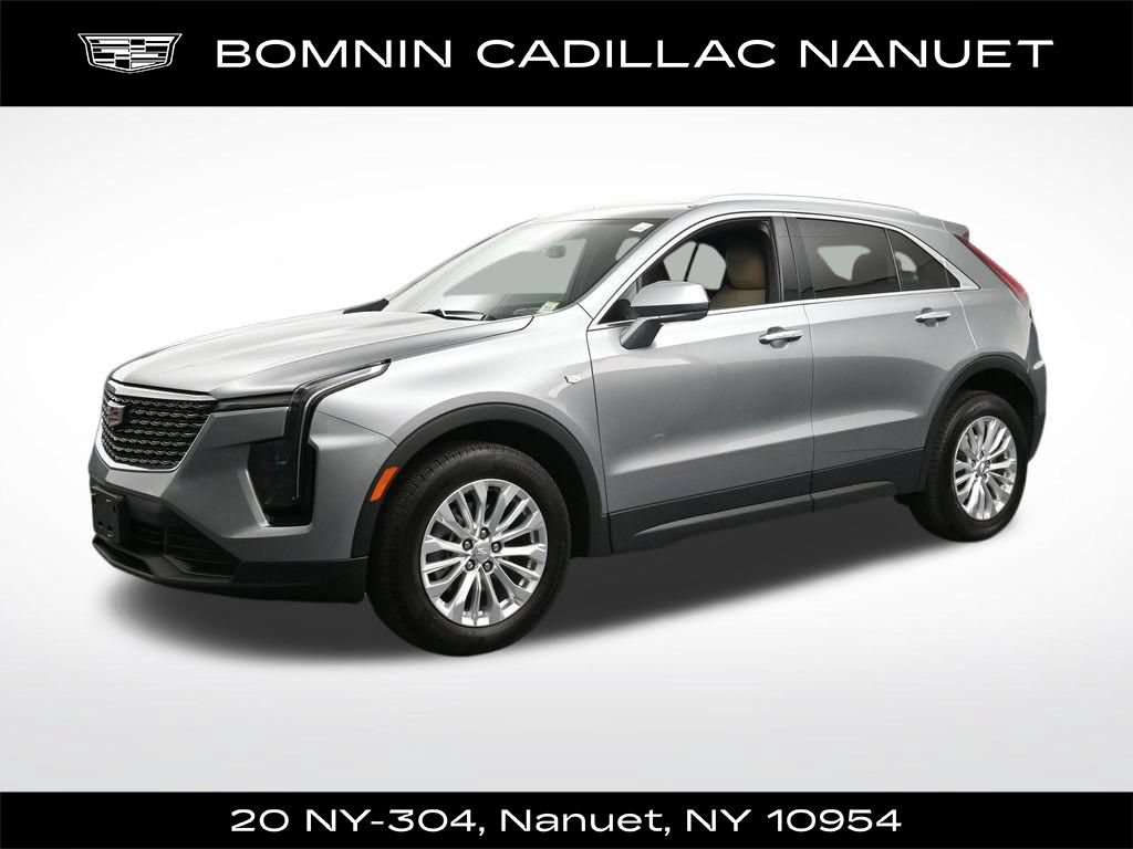 Used 2024 Cadillac XT4 Luxury w/ Cold Weather Package AWD/4WD image 1