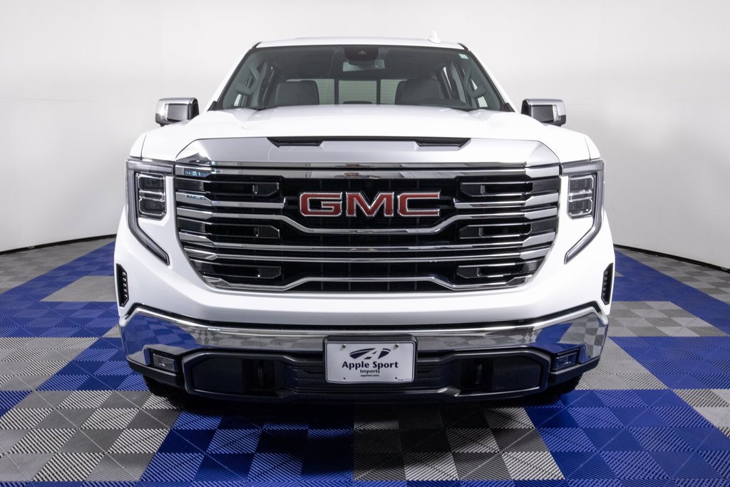 Used 2023 GMC Sierra 1500 SLT w/ SLT Premium Package image 2