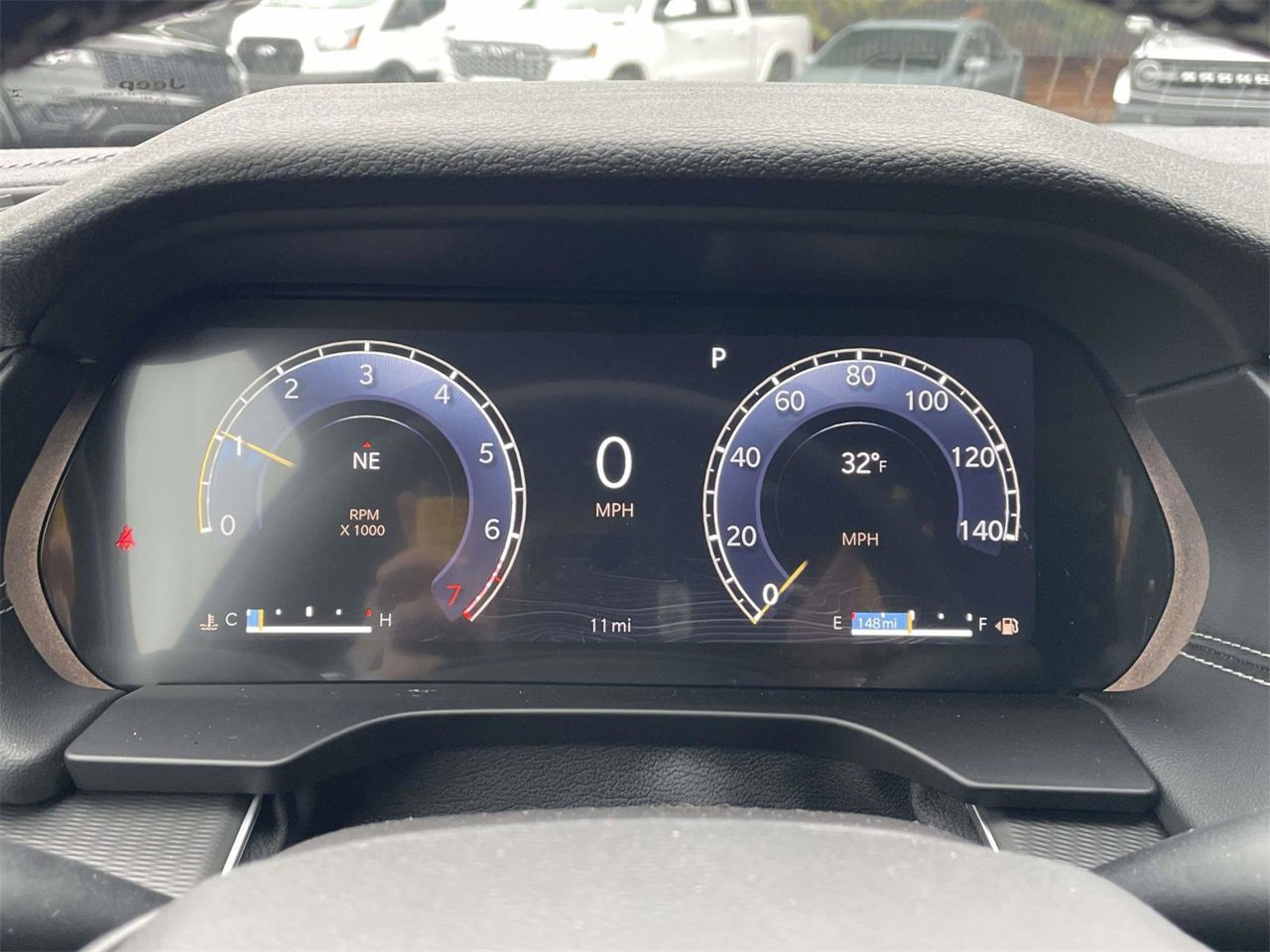 New 2025 Jeep Grand Cherokee Altitude image 33