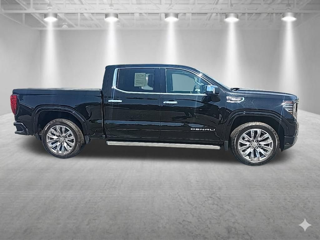Used 2023 GMC Sierra 1500 Denali w/ Denali Reserve Package AWD/4WD image 2