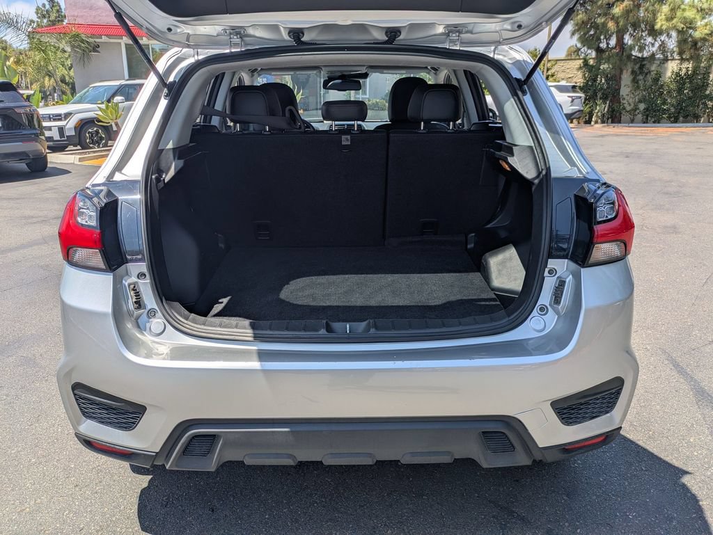 Used 2025 Mitsubishi Outlander Sport SE AWD/4WD image 30