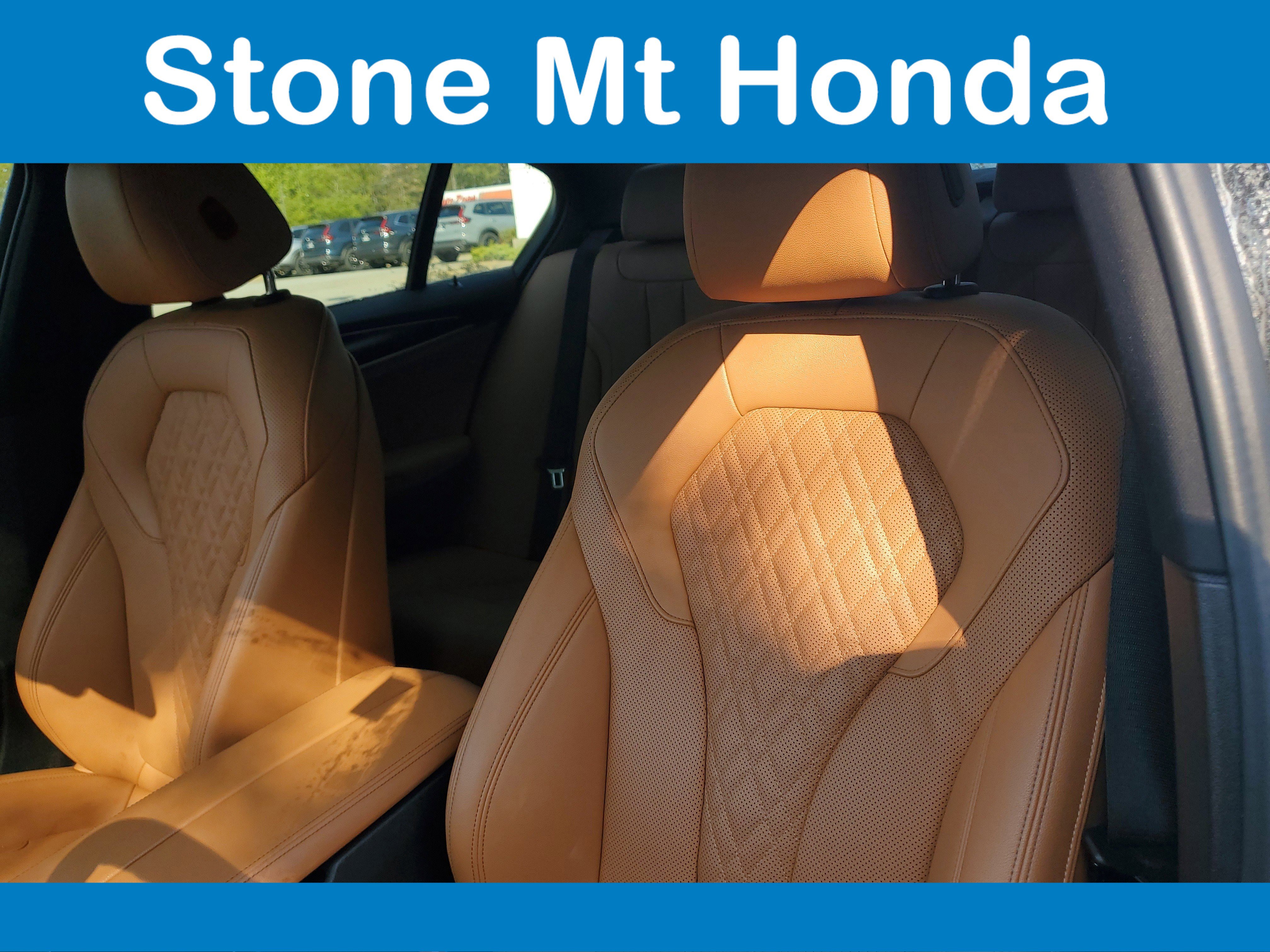 Used 2022 BMW 540i w/ M Sport Package image 19