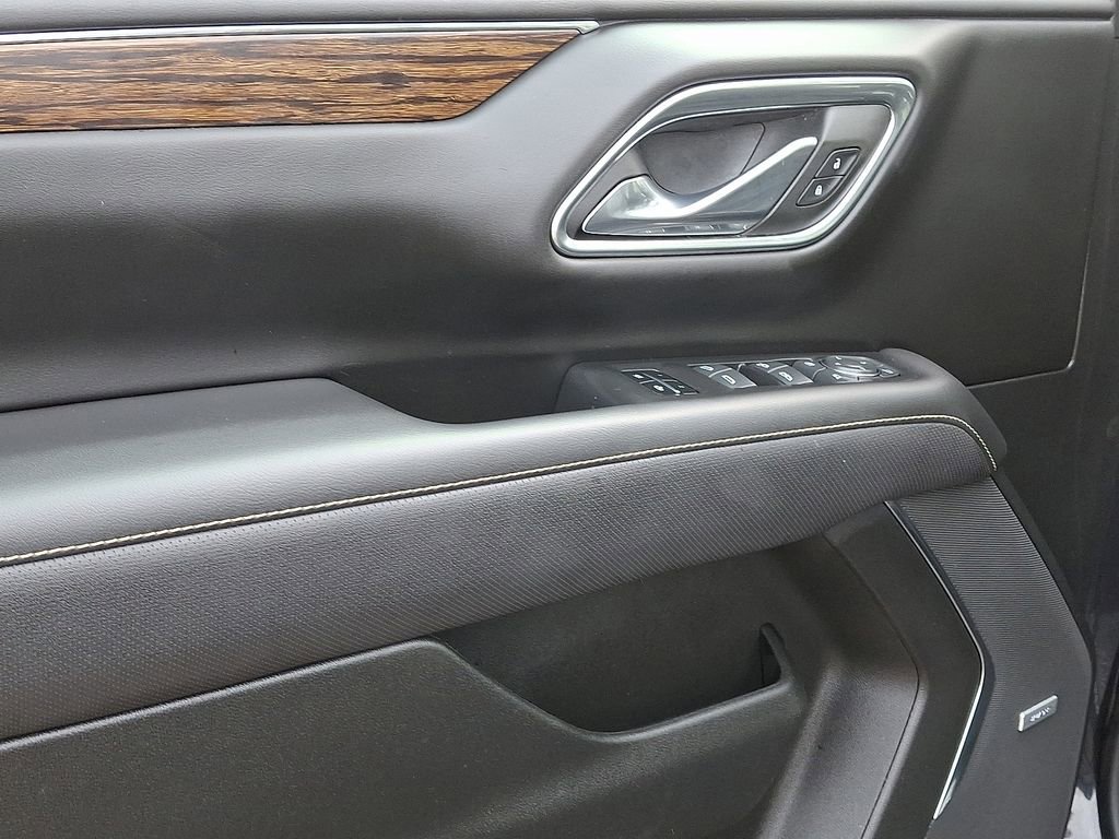 Used 2023 Chevrolet Tahoe Premier image 13