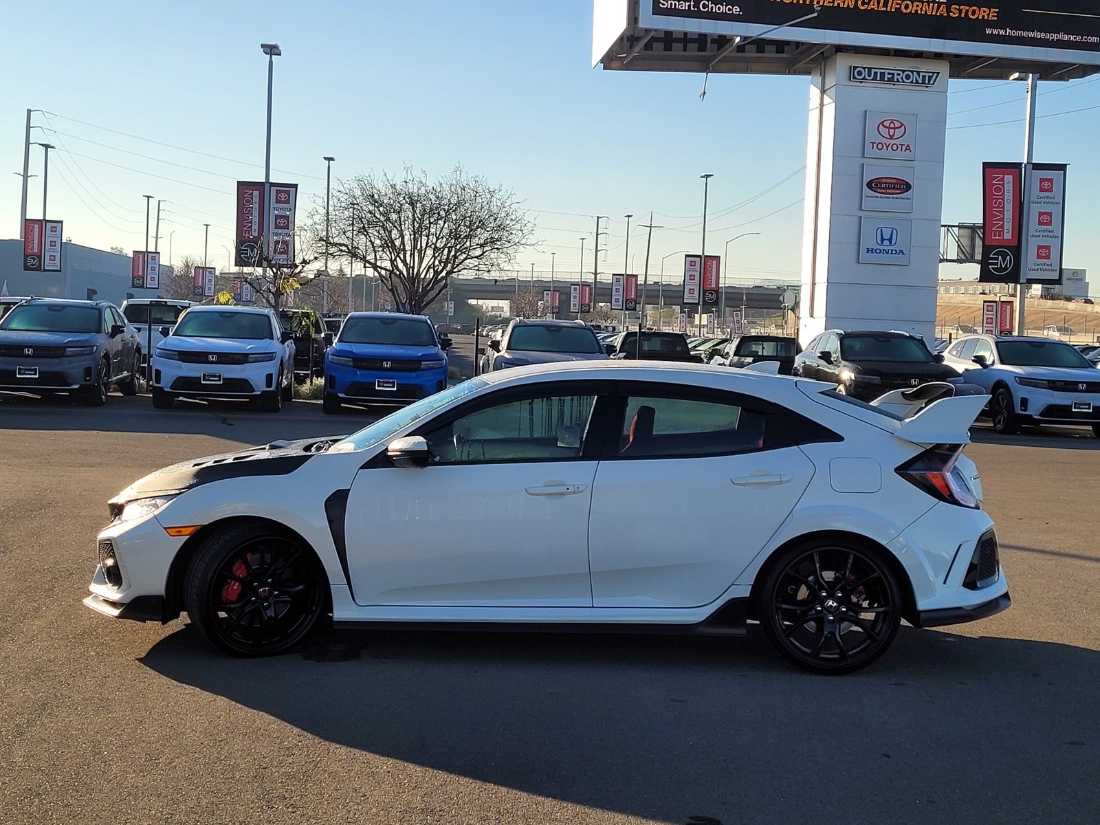 Used 2017 Honda Civic Type R image 8