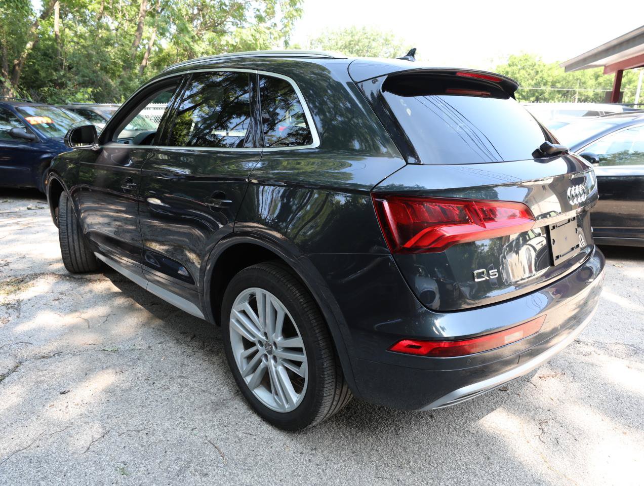 Used 2020 Audi Q5 2.0T Premium Plus w/ Premium Plus Package AWD/4WD image 10