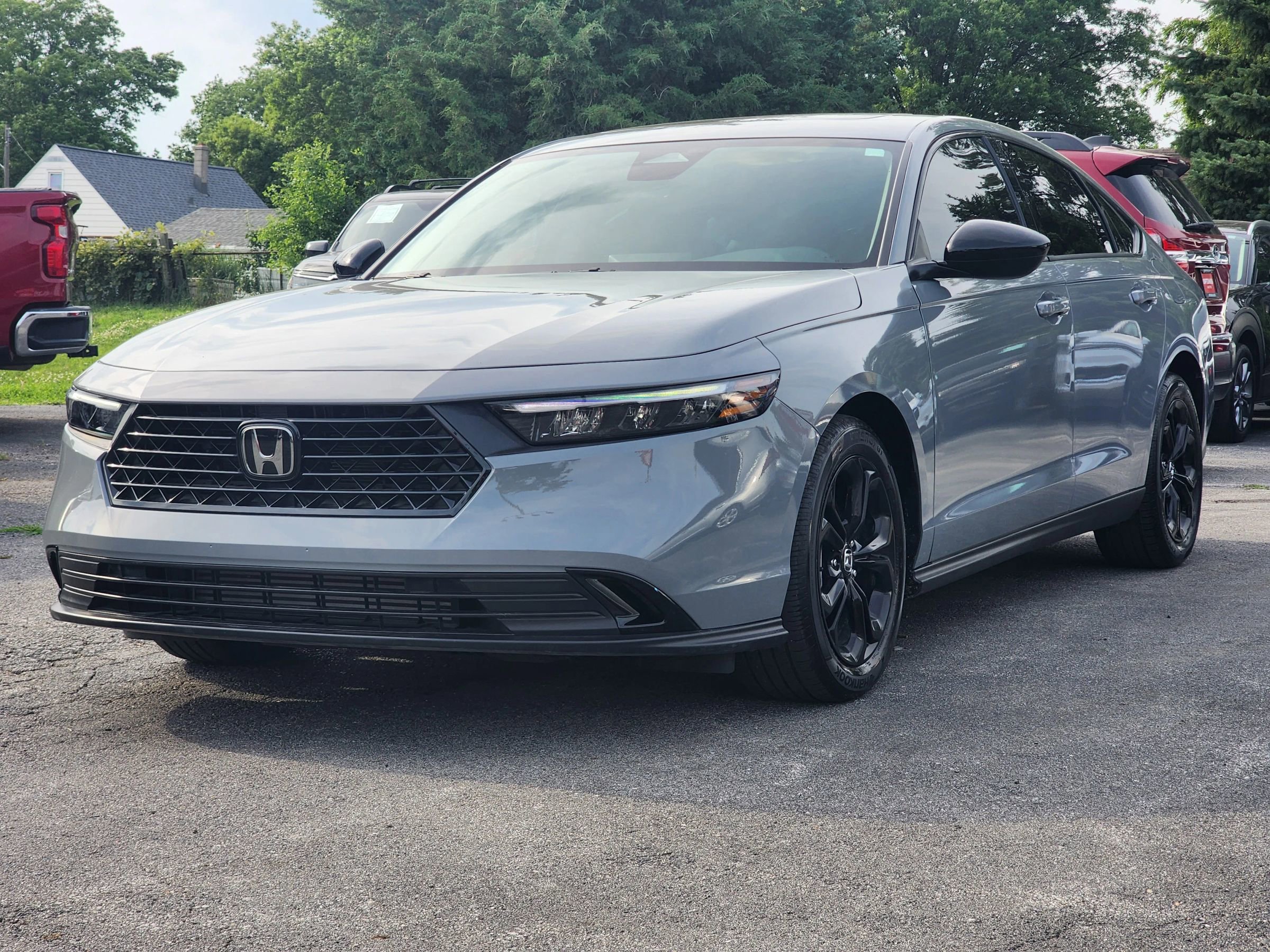 Used 2025 Honda Accord SE image 3