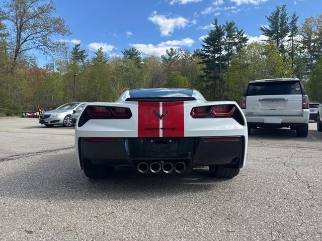 Used 2019 Chevrolet Corvette Stingray Coupe w/ Carbon Flash Badge Package RWD image 4