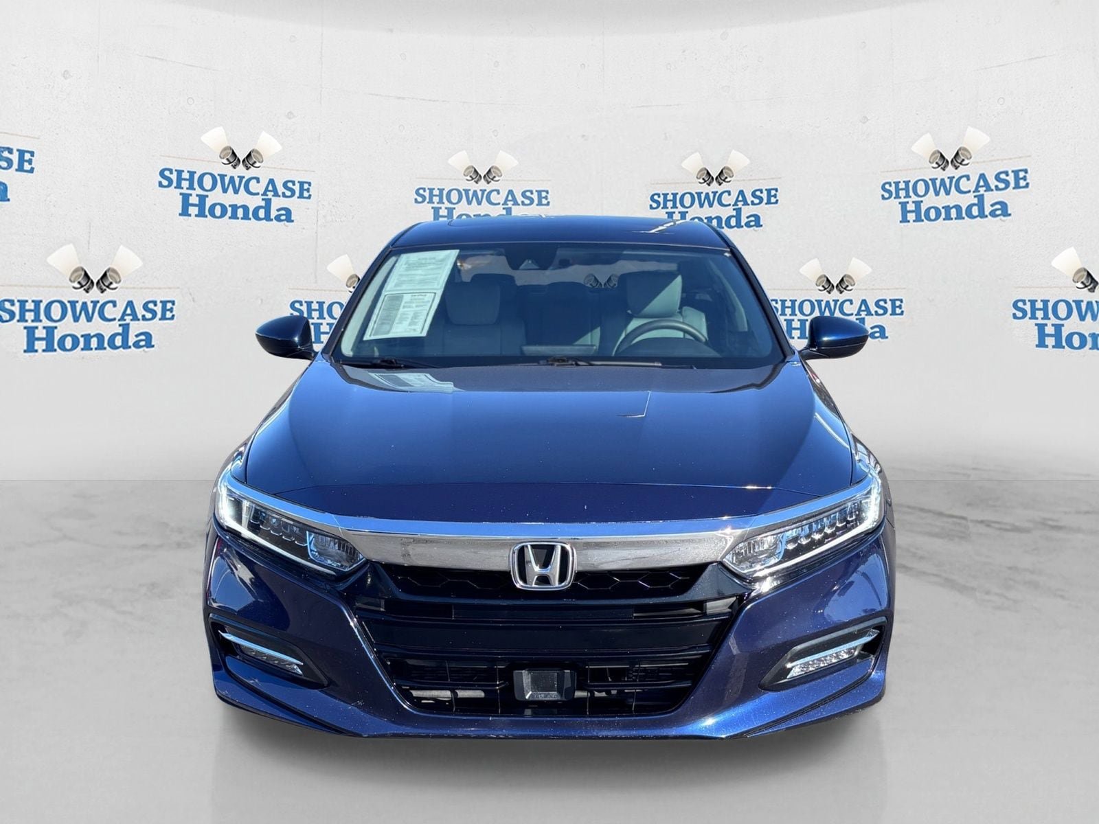 Certified 2018 Honda Accord EX image 6