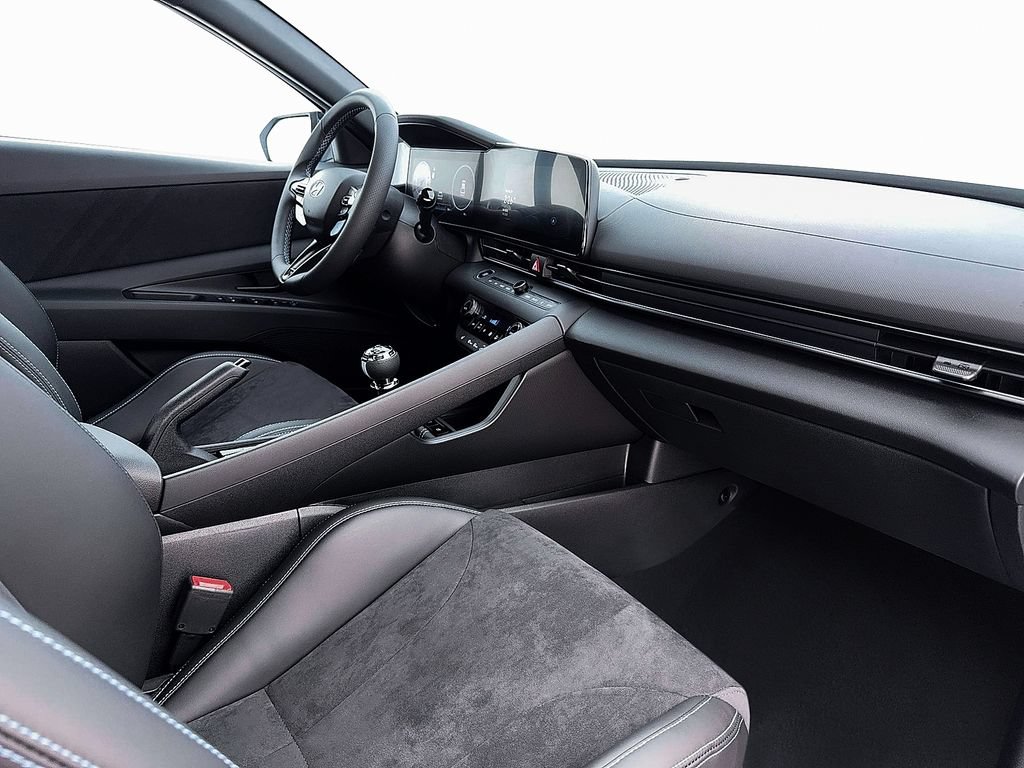 New 2026 Hyundai Elantra N FWD image 15