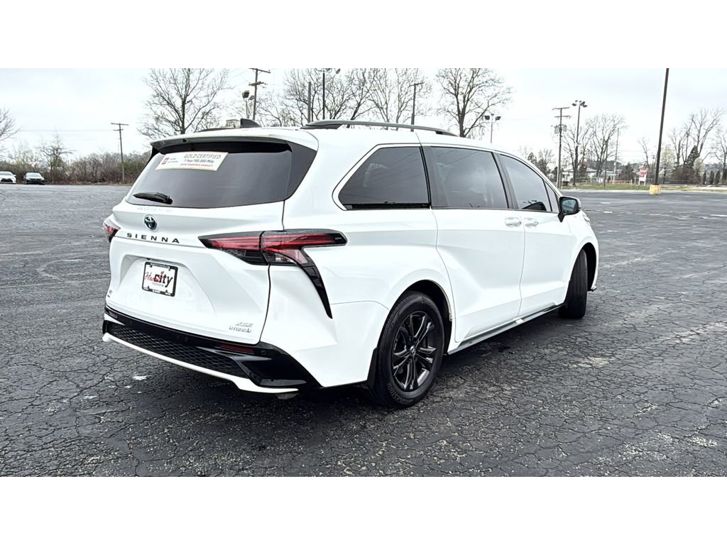 Certified 2024 Toyota Sienna XSE w/ XSE Plus Package image 9
