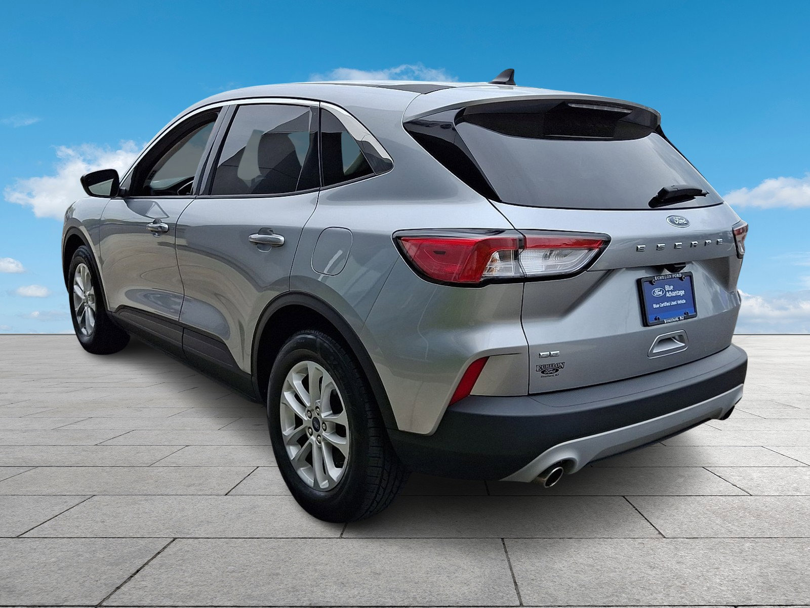 Certified 2022 Ford Escape SE w/ Convenience Package FWD image 4