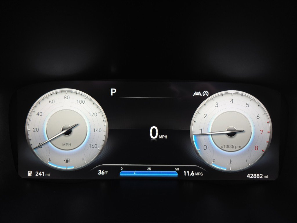 Used 2023 Hyundai Santa Fe Calligraphy image 13