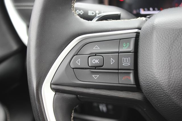 Used 2023 Jeep Grand Cherokee Altitude image 14