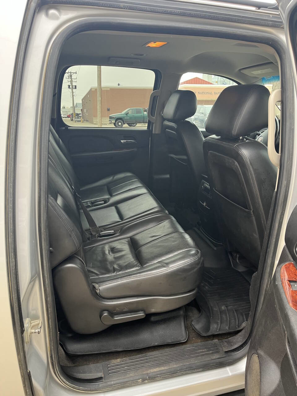 Used 2014 GMC Yukon XL SLT image 6