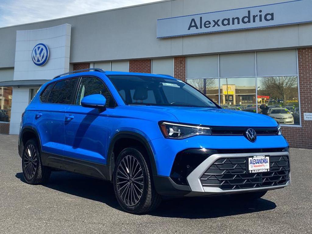 Used 2025 Volkswagen Taos SE