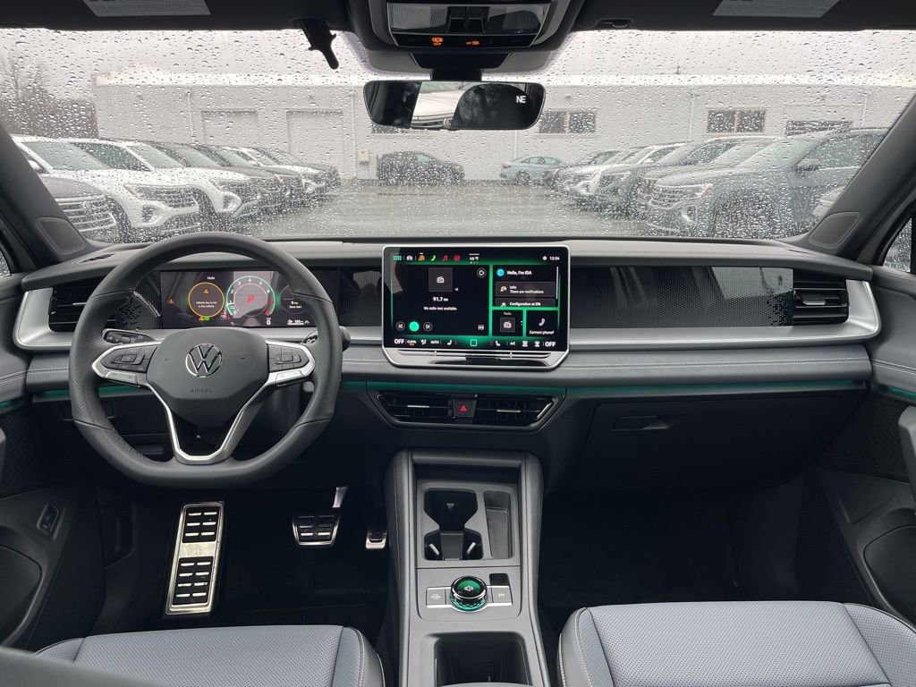 New 2026 Volkswagen Tiguan SE R-Line AWD/4WD image 6