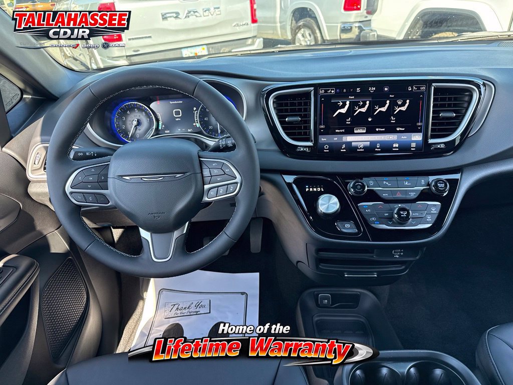 New 2027 Chrysler Pacifica LX FWD image 33