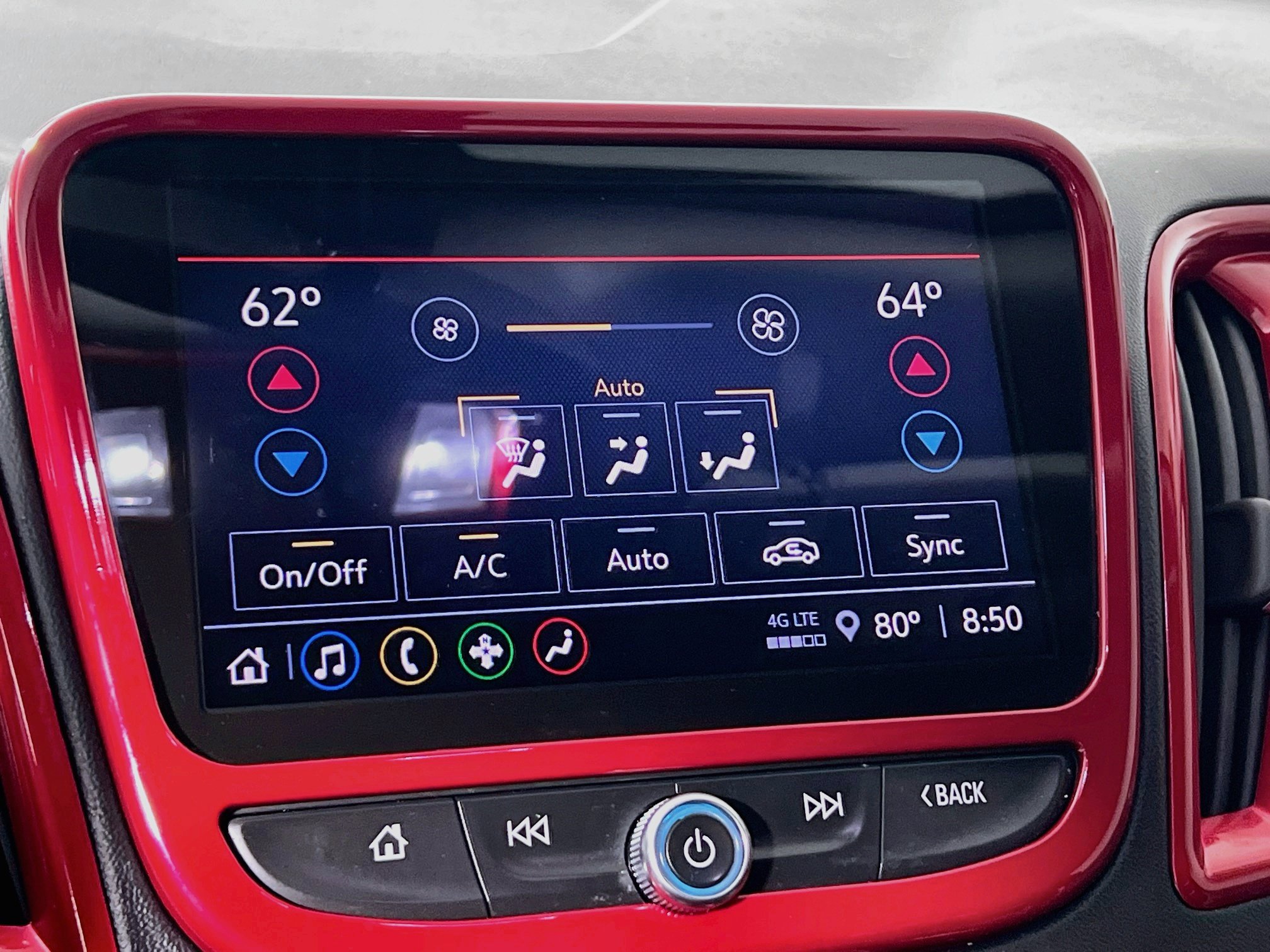 Used 2022 Chevrolet Malibu LT FWD image 15