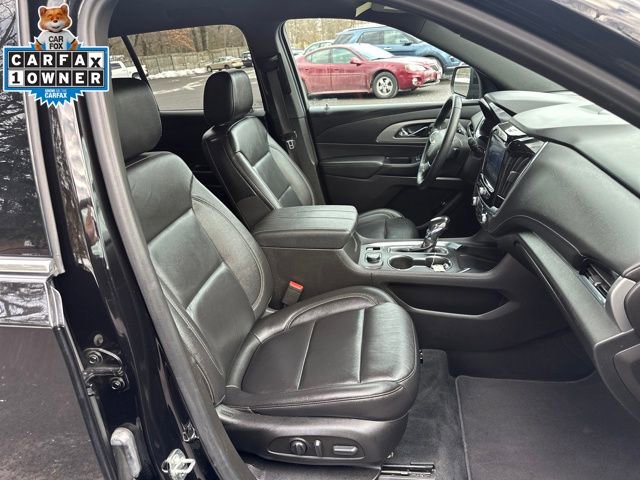 Used 2022 Chevrolet Traverse LT image 11