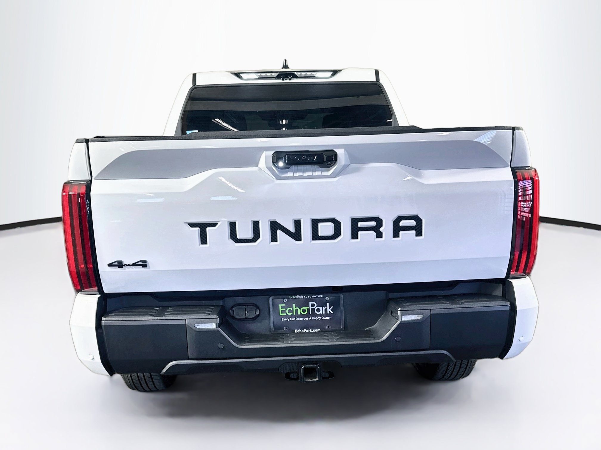 Used 2024 Toyota Tundra Limited AWD/4WD image 7