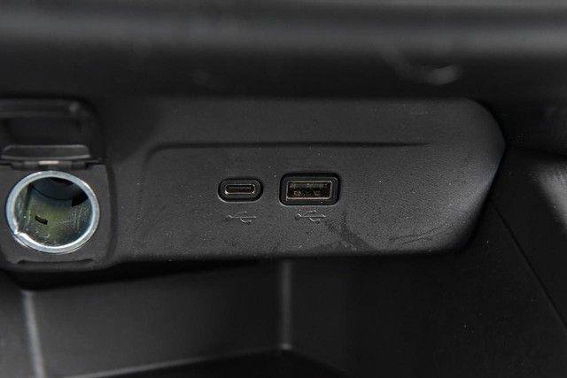 Used 2024 Chevrolet Trax RS w/ Sunroof Package image 16