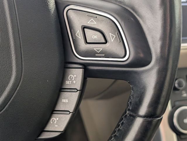 Used 2016 Land Rover Range Rover Evoque SE image 15