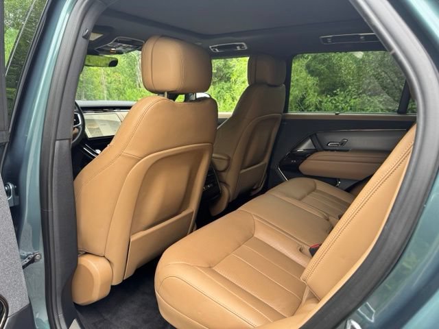Certified 2025 Land Rover Range Rover Sport SE AWD/4WD image 12
