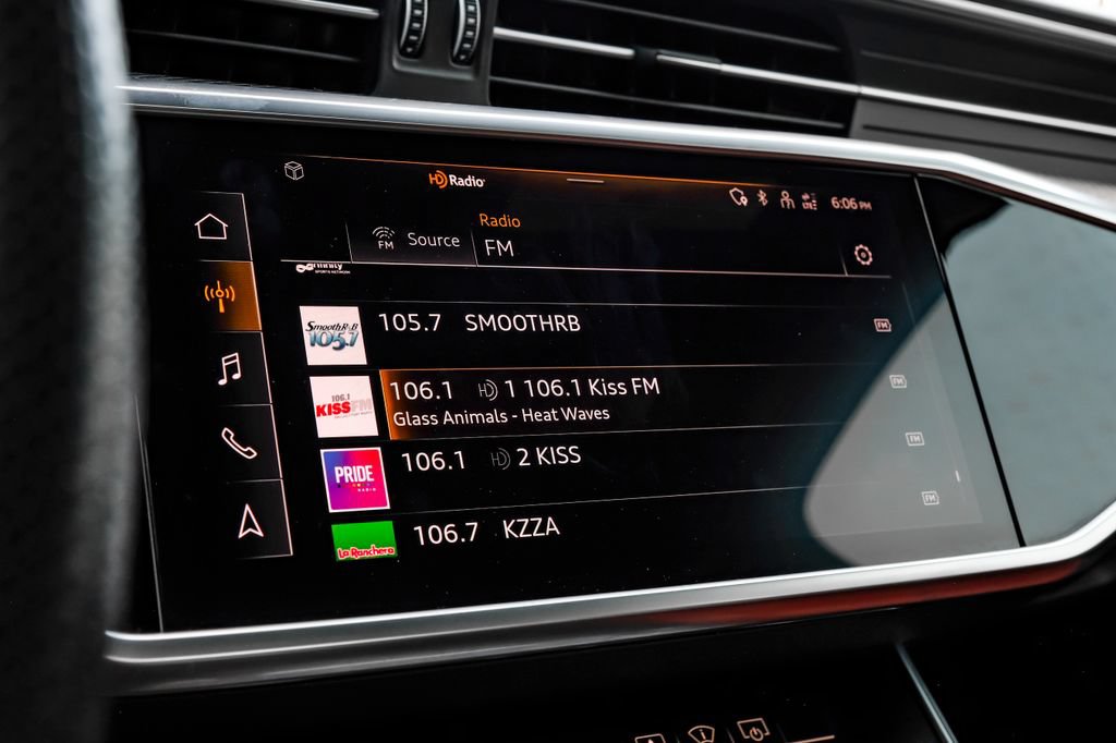 Used 2021 Audi S6 Prestige w/ Prestige Package AWD/4WD image 30