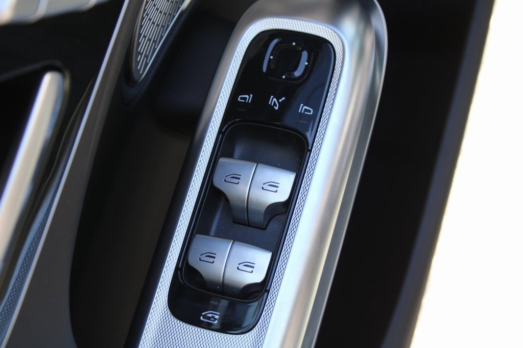 Certified 2025 Mercedes-Benz E 350 4MATIC Sedan image 18