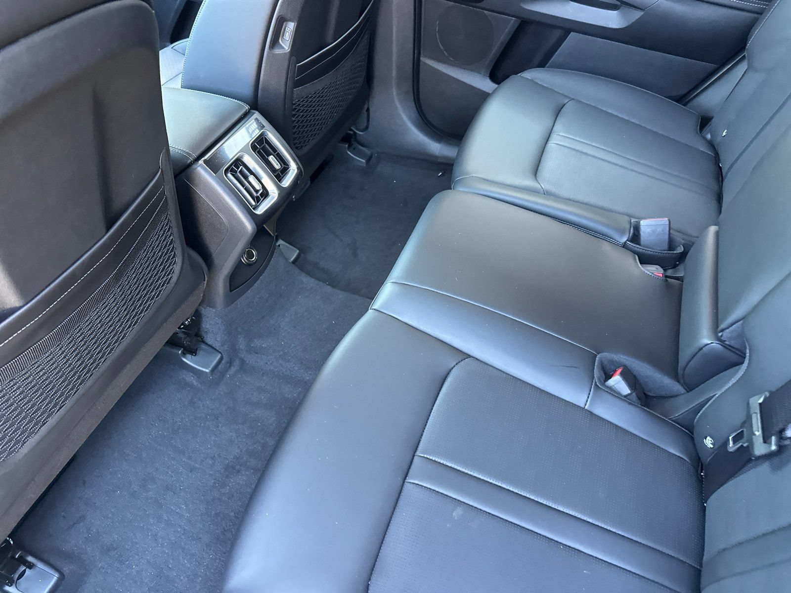 New 2026 Kia Sorento S FWD image 12