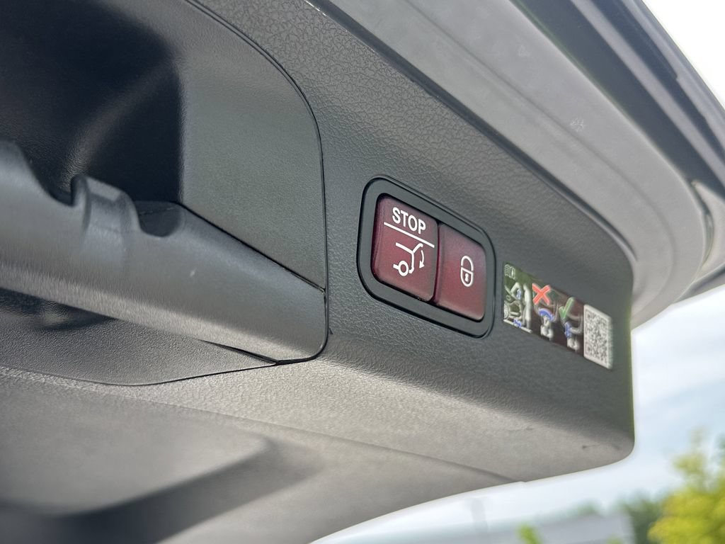 Certified 2025 Mercedes-Benz GLS 580 4MATIC image 22