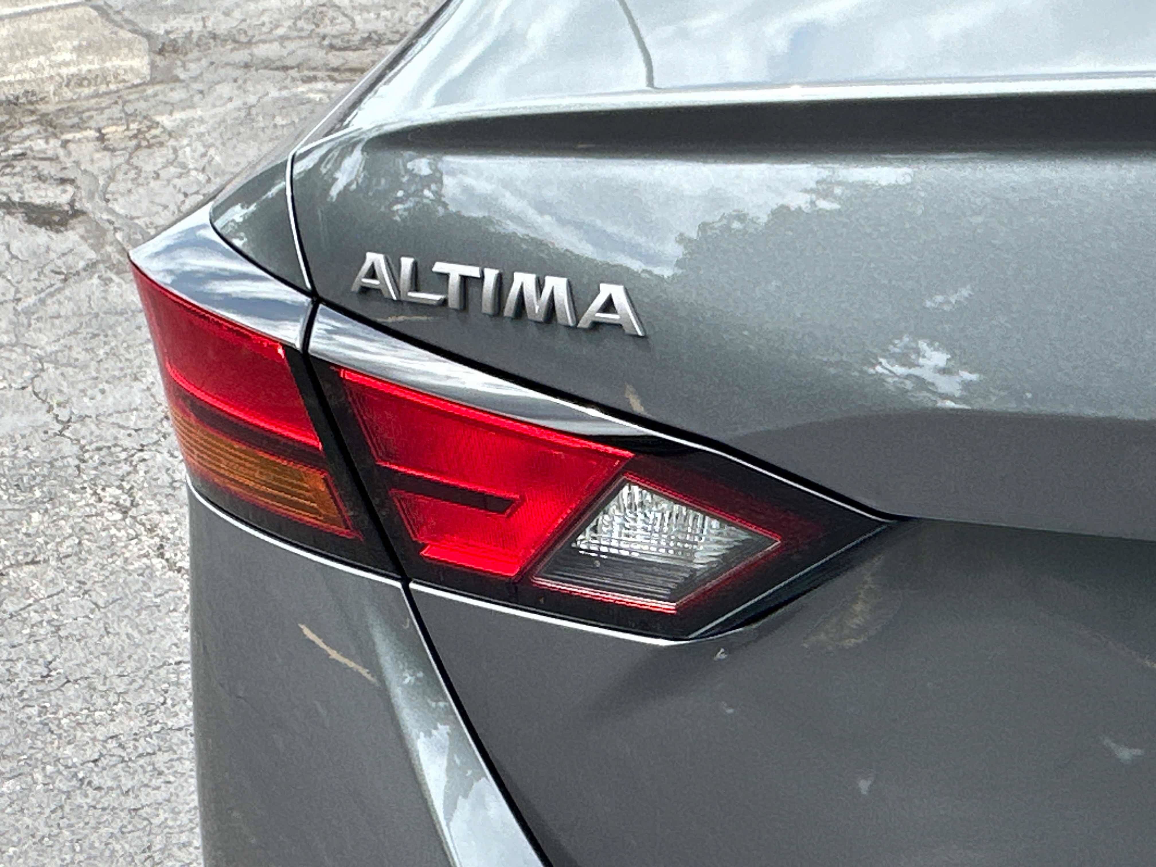 New 2026 Nissan Altima 2.5 SV FWD image 12