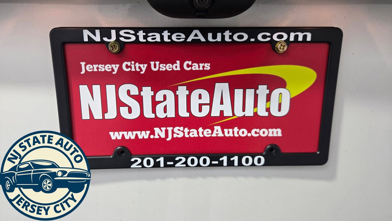 Used 2020 Ford Explorer XLT w/ Comfort Package AWD/4WD image 28