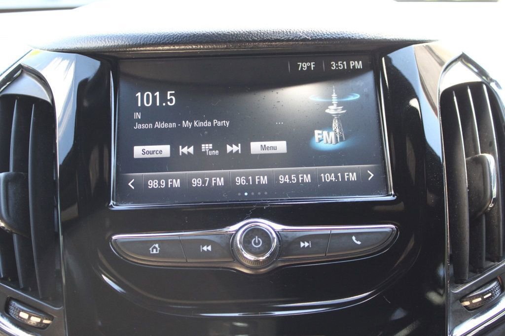 Used 2017 Chevrolet Cruze Premier w/ RS Package FWD image 18