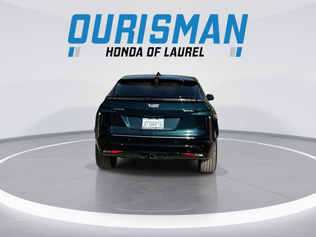Used 2024 Cadillac Lyriq Luxury AWD/4WD image 7