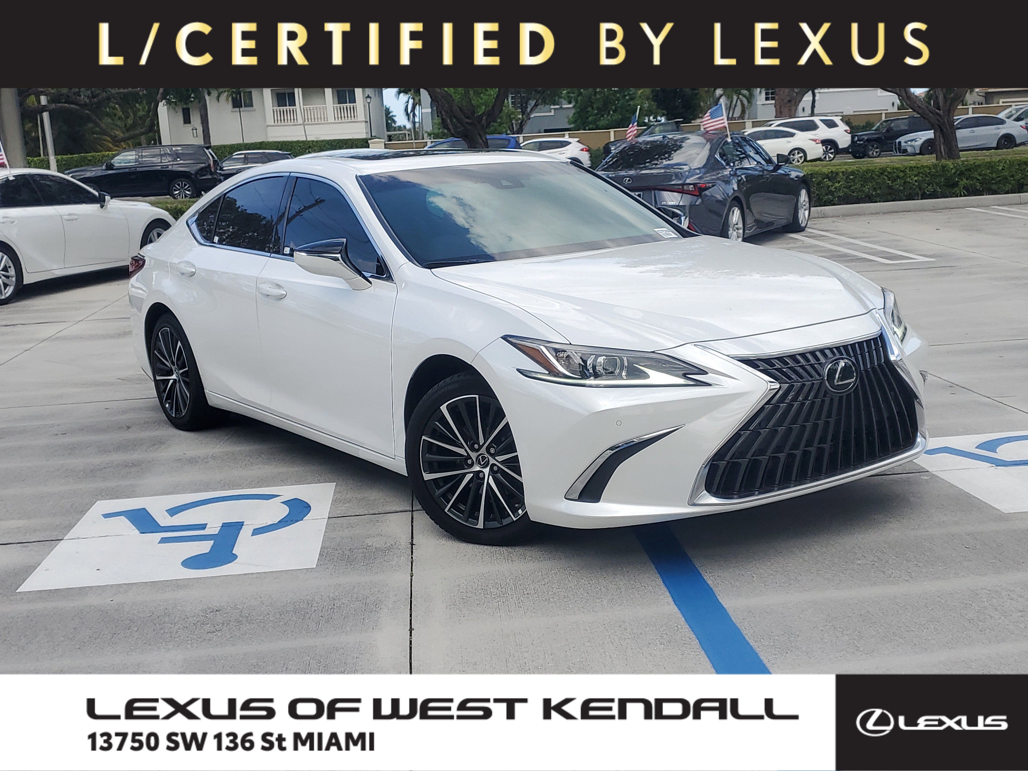 Used 2025 Lexus ES 350 w/ Premium Package FWD image 1
