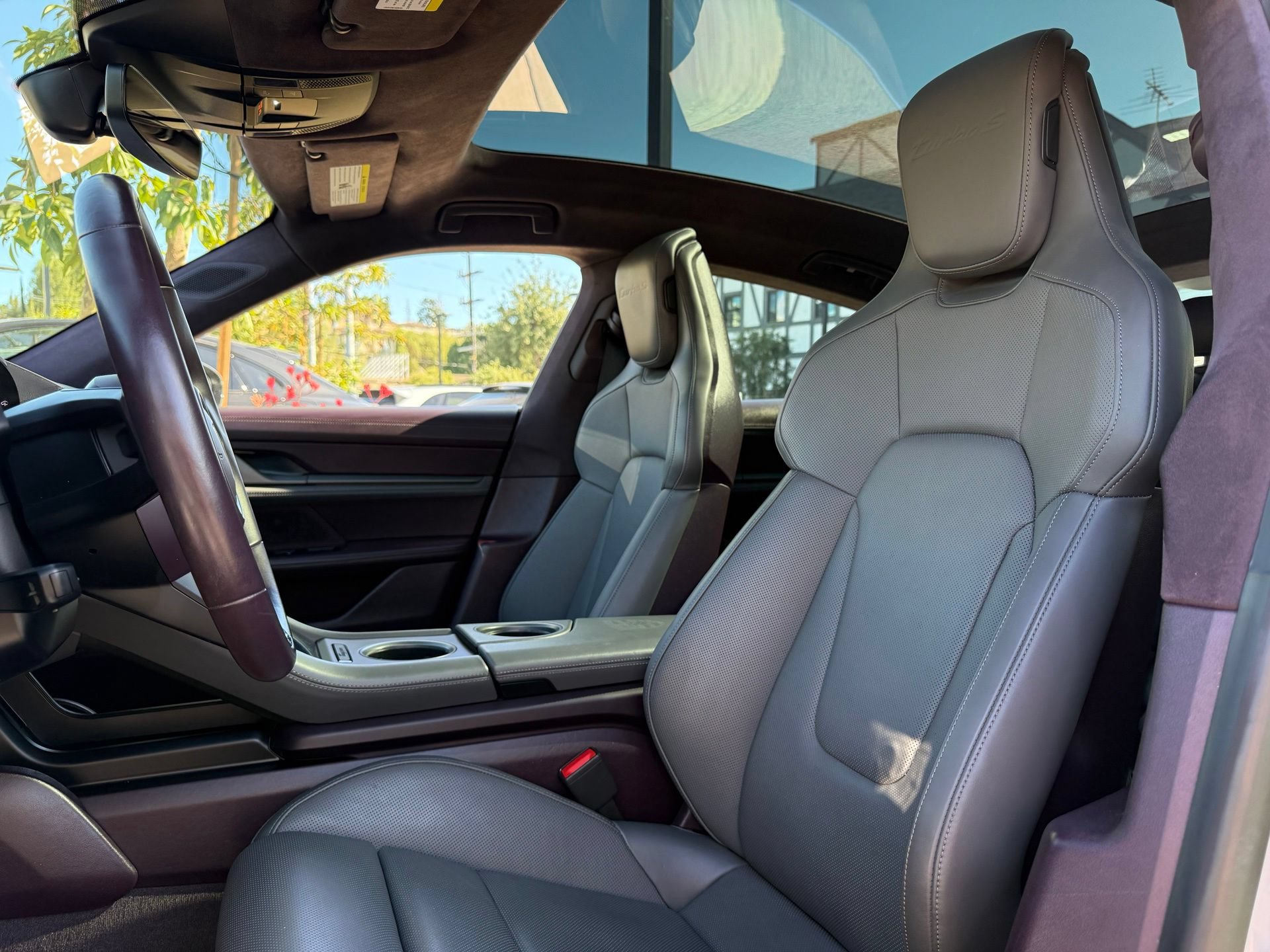 Certified 2022 Porsche Taycan Turbo S AWD/4WD image 5