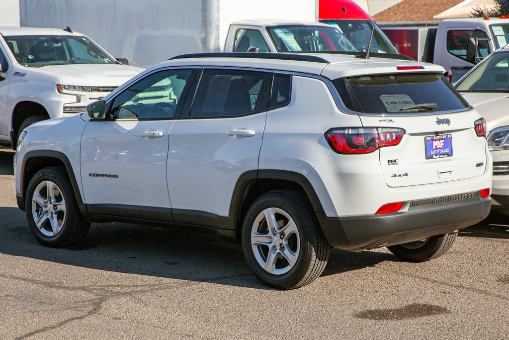 Used 2023 Jeep Compass Latitude AWD/4WD image 7