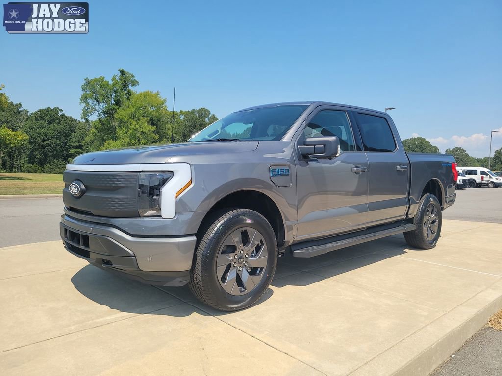 New 2025 Ford F150 Lightning Flash image 8