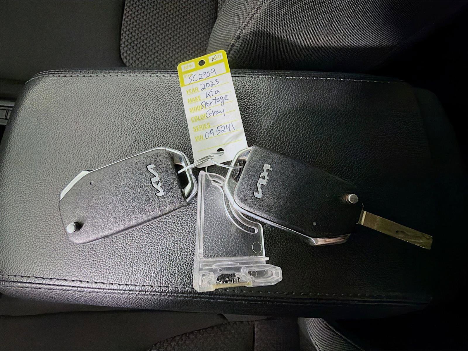 Used 2023 Kia Sportage LX image 31